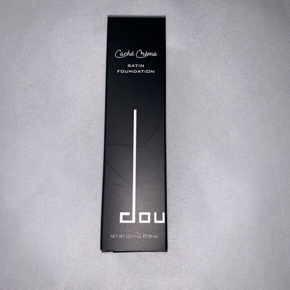 Doucce Other - Doucce Cache Creme Satin Makeup Foundation Shade YD11 30ml/1floz Beauty Foundati